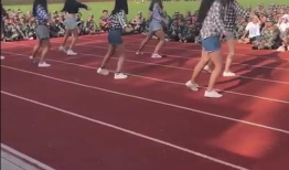 吃瓜爆料军训小姐姐跳舞,小姐姐热舞成焦点